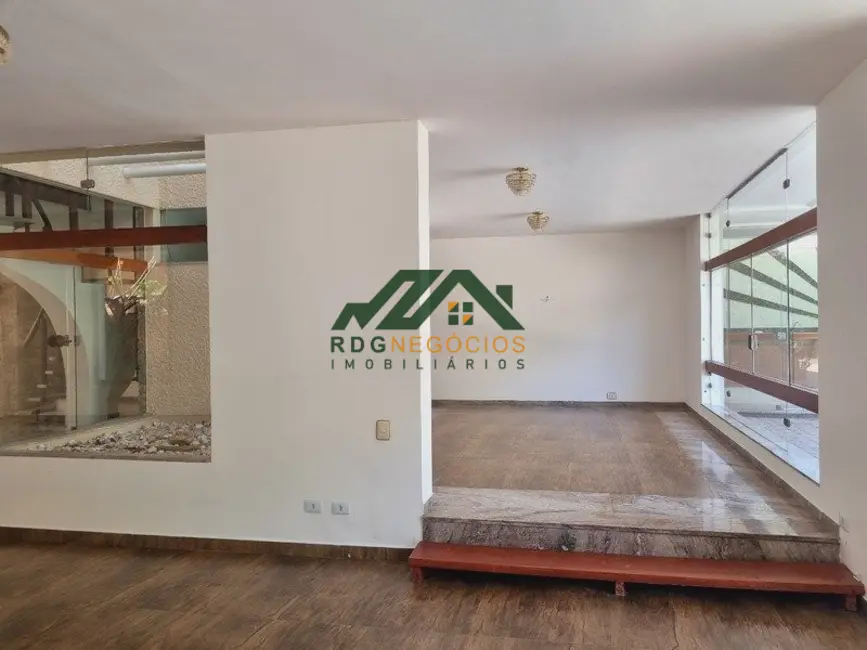 Casa com 4 quartos à venda, 792m2 em Interlagos, São Paulo - SP - imagem 2 Foto 2 de Casa com 4 quartos à venda, 792m2 em Interlagos, São Paulo - SP