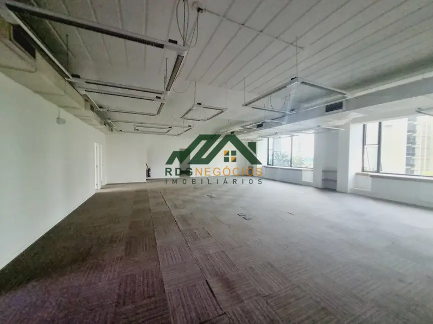 Sala Comercial para alugar, 375m2 em Cidade Monções, São Paulo - SP - imagem 9 Foto 9 de Sala Comercial para alugar, 375m2 em Cidade Monções, São Paulo - SP