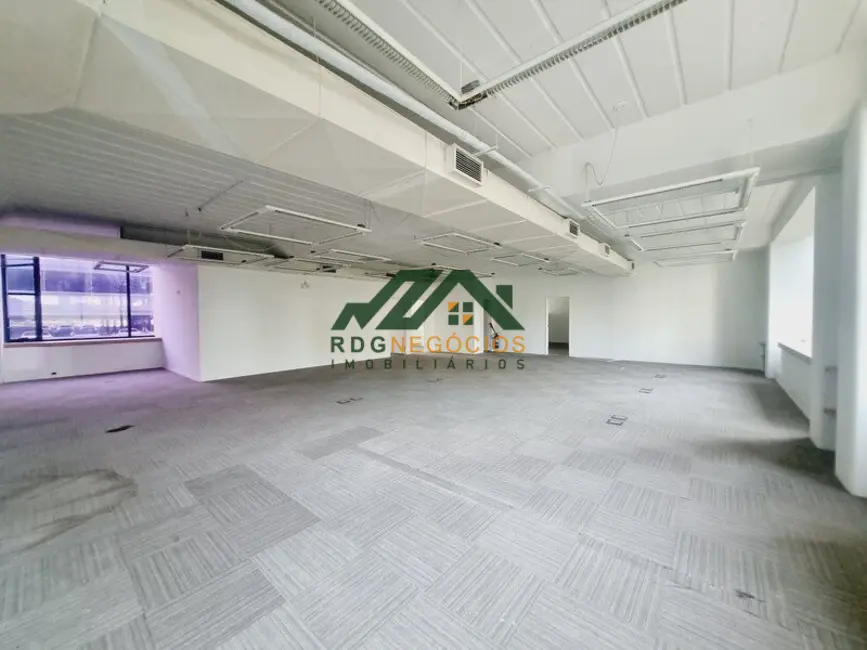 Sala Comercial para alugar, 375m2 em Cidade Monções, São Paulo - SP - imagem 1 Foto 1 de Sala Comercial para alugar, 375m2 em Cidade Monções, São Paulo - SP