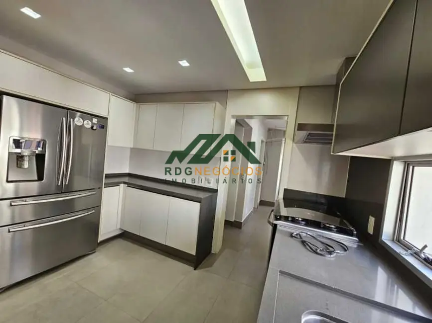 Apartamento com 3 quartos à venda, 163m2 em Consolação, São Paulo - SP - imagem 8 Foto 8 de Apartamento com 3 quartos à venda, 163m2 em Consolação, São Paulo - SP