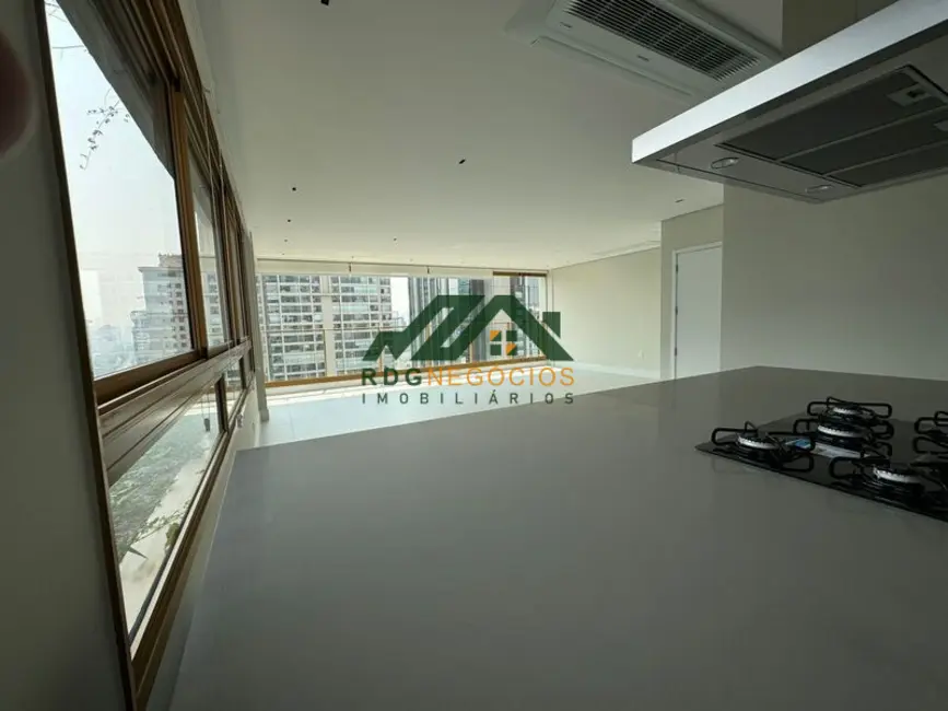 Foto 3 de Apartamento com 3 quartos para alugar, 147m2 em Vila Nova Conceição, São Paulo - SP