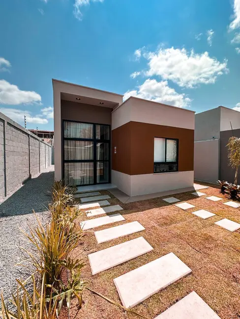 Foto 1 de Casa com 3 quartos à venda, 150m2 em Sim, Feira De Santana - BA