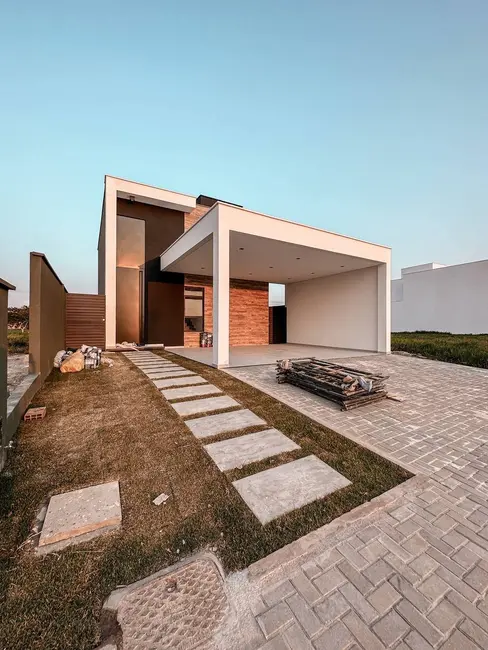 Foto 4 de Casa com 4 quartos à venda, 307m2 em Sim, Feira De Santana - BA