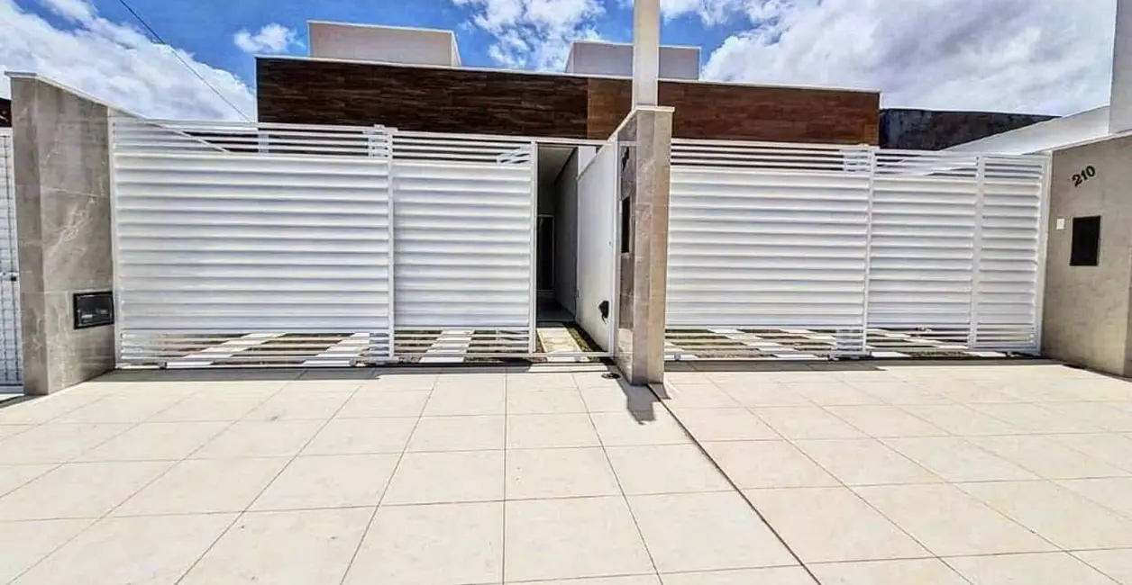 Foto 1 de Casa com 2 quartos à venda, 160m2 em Conceição, Feira De Santana - BA