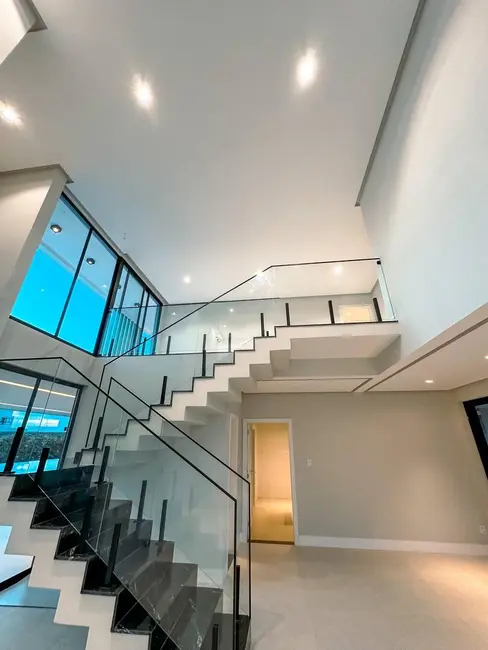 Foto 9 de Casa com 3 quartos à venda, 720m2 em Papagaio, Feira De Santana - BA