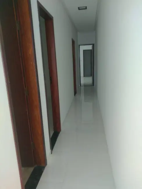 Foto 2 de Casa com 3 quartos à venda, 125m2 em Conceição, Feira De Santana - BA
