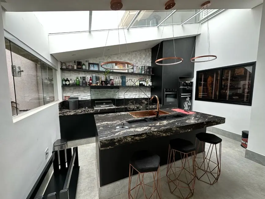 Casa de Condomínio com 3 quartos à venda, 173m2 em Chácaras Saudáveis e Encantadoras, Jundiai - SP - imagem 6 Foto 6 de Casa de Condomínio com 3 quartos à venda, 173m2 em Chácaras Saudáveis e Encantadoras, Jundiai - SP