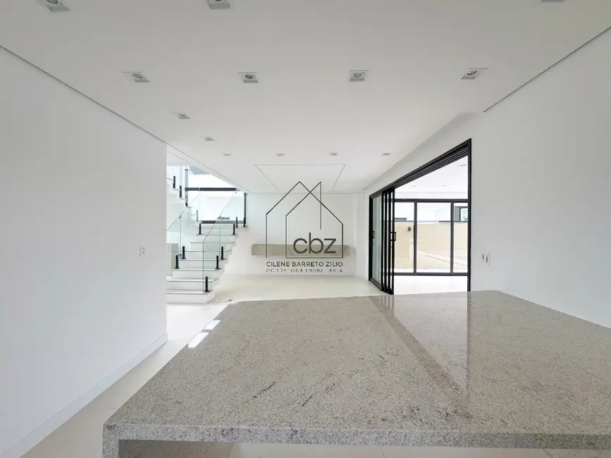 Foto 9 de Casa de Condomínio com 3 quartos à venda e para alugar, 250m2 em Itupeva - SP