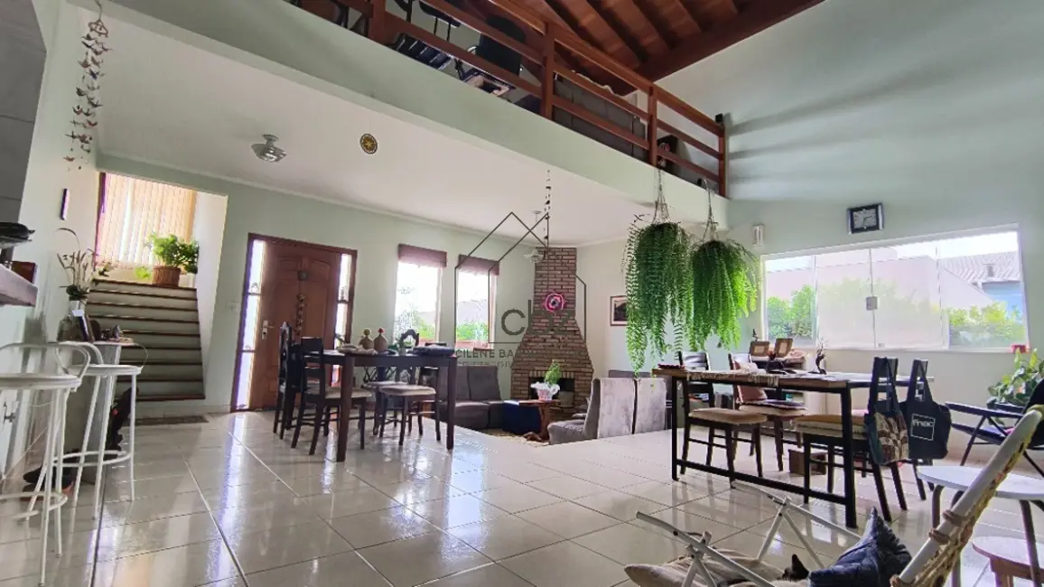 Casa de Condomínio com 3 quartos à venda, 280m2 em Itupeva - SP - imagem 8 Foto 8 de Casa de Condomínio com 3 quartos à venda, 280m2 em Itupeva - SP