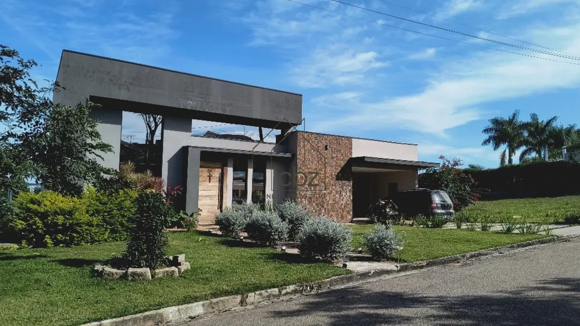 Foto 2 de Casa de Condomínio com 4 quartos à venda e para alugar, 299m2 em Itupeva - SP