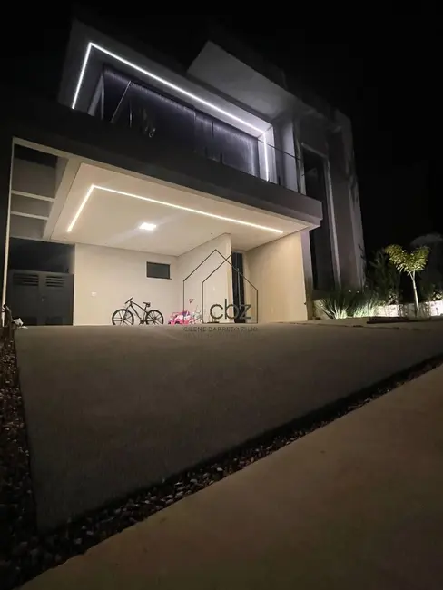 Foto 2 de Casa de Condomínio com 3 quartos à venda e para alugar, 240m2 em Jundiai - SP