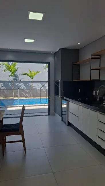 Foto 6 de Casa de Condomínio com 3 quartos à venda e para alugar, 230m2 em Itupeva - SP