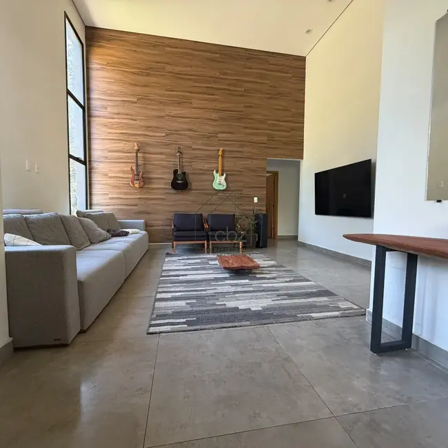 Casa de Condomínio com 4 quartos à venda, 1670m2 em Itupeva - SP - imagem 3 Foto 3 de Casa de Condomínio com 4 quartos à venda, 1670m2 em Itupeva - SP