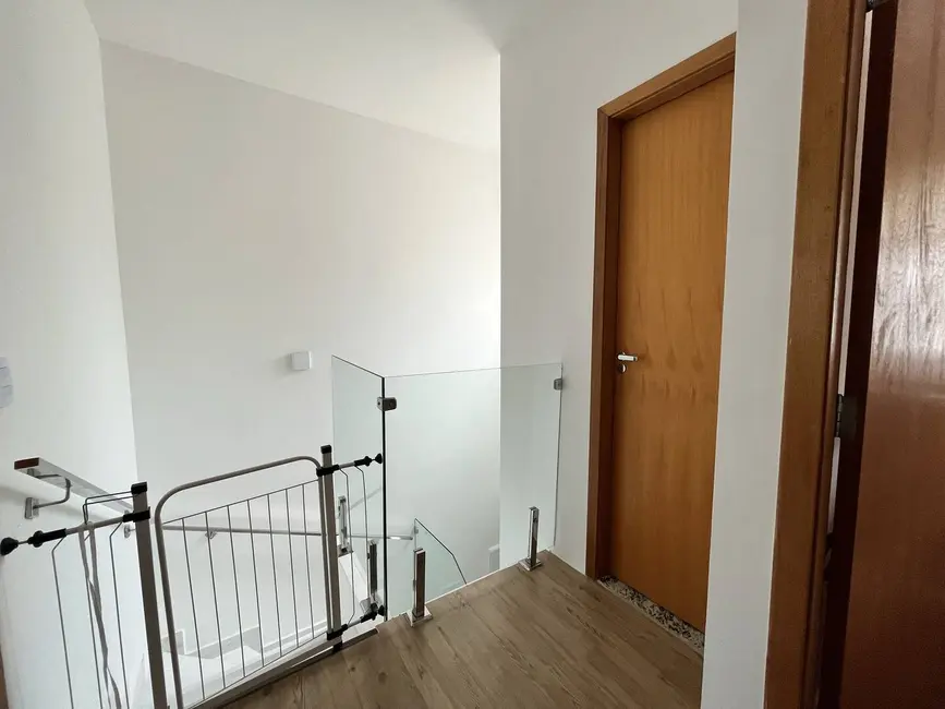 Foto 8 de Casa com 3 quartos à venda, 112m2 em Sao Jose Dos Campos - SP