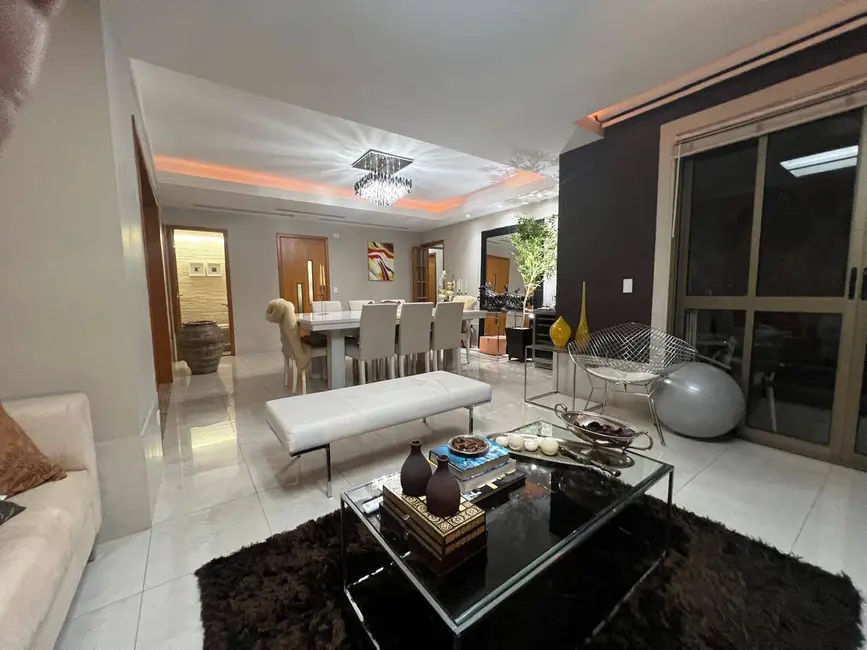Foto 4 de Apartamento com 4 quartos à venda, 206m2 em Sao Jose Dos Campos - SP