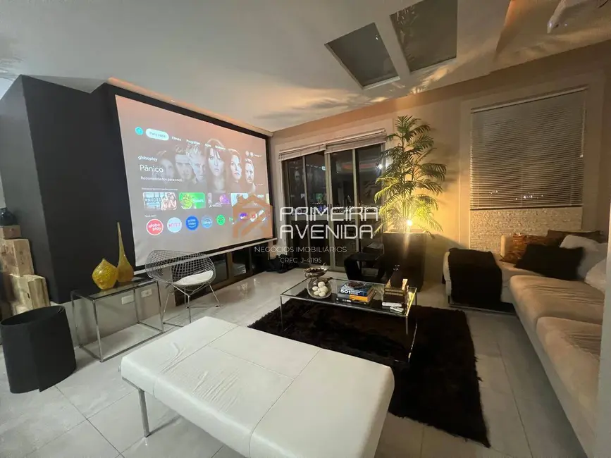 Apartamento com 4 quartos à venda, 206m2 em Sao Jose Dos Campos - SP - imagem 1 Foto 1 de Apartamento com 4 quartos à venda, 206m2 em Sao Jose Dos Campos - SP
