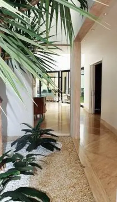 Foto 9 de Casa com 8 quartos à venda, 1180m2 em Sao Jose Dos Campos - SP