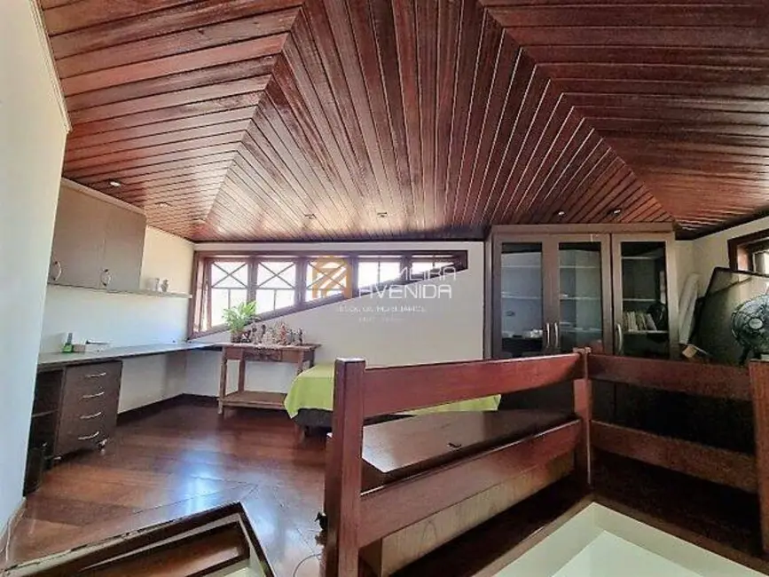 Foto 9 de Casa com 4 quartos à venda, 390m2 em Sao Jose Dos Campos - SP