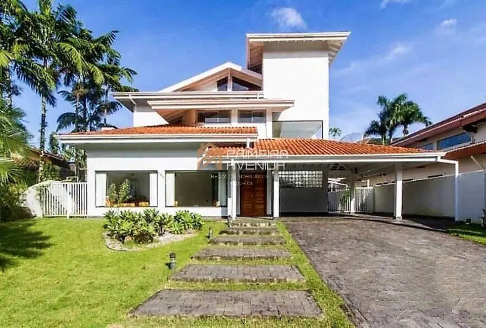 Foto 1 de Casa com 4 quartos à venda, 350m2 em Tabatinga, Caraguatatuba - SP