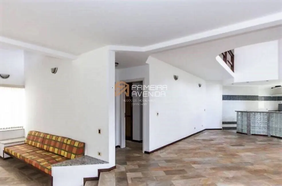 Foto 7 de Casa com 4 quartos à venda, 350m2 em Tabatinga, Caraguatatuba - SP