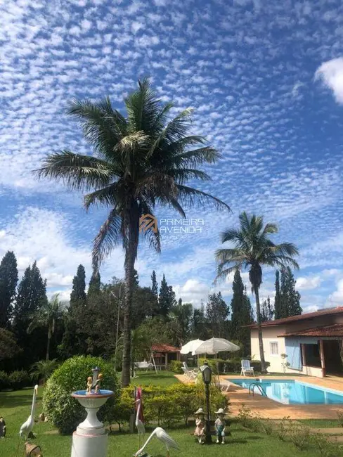 Foto 2 de Chácara com 3 quartos à venda, 673m2 em Chácaras Santa Rita, Cacapava - SP