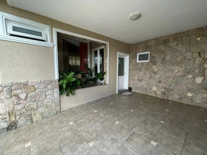 Foto 3 de Casa com 4 quartos à venda, 292m2 em Sao Jose Dos Campos - SP