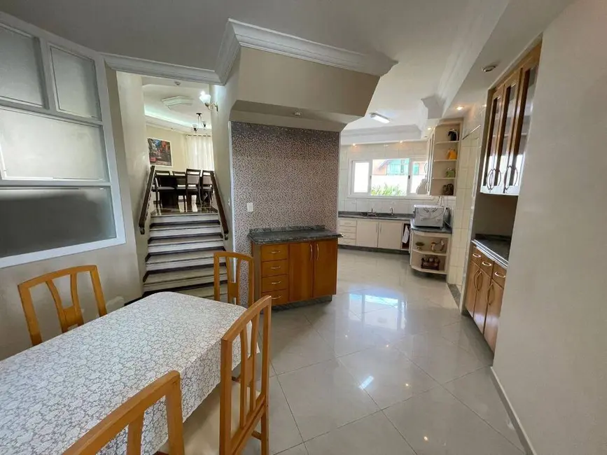 Foto 5 de Casa com 4 quartos à venda, 292m2 em Sao Jose Dos Campos - SP