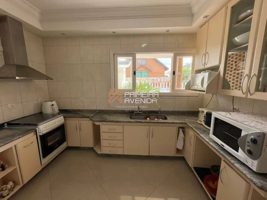 Casa com 4 quartos à venda, 292m2 em Sao Jose Dos Campos - SP - imagem 9 Foto 9 de Casa com 4 quartos à venda, 292m2 em Sao Jose Dos Campos - SP