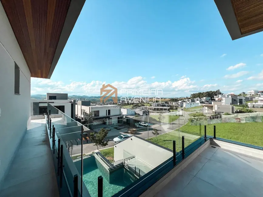 Casa com 5 quartos à venda, 495m2 em Sao Jose Dos Campos - SP - imagem 8 Foto 8 de Casa com 5 quartos à venda, 495m2 em Sao Jose Dos Campos - SP