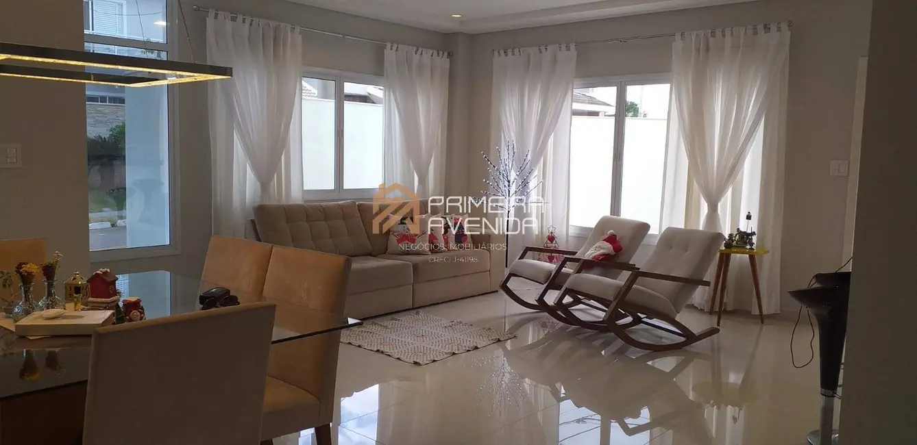 Foto 3 de Casa com 5 quartos à venda, 256m2 em Sao Jose Dos Campos - SP