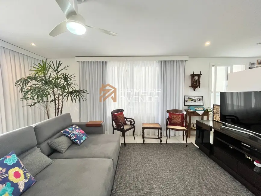 Foto 1 de Sobrado com 3 quartos à venda, 396m2 em Sao Jose Dos Campos - SP
