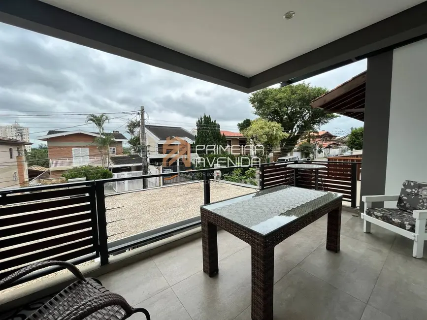 Foto 2 de Sobrado com 3 quartos à venda, 396m2 em Sao Jose Dos Campos - SP