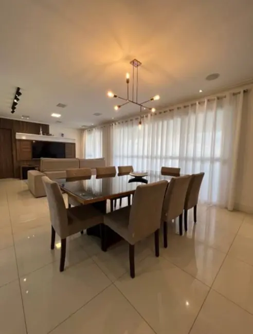 Apartamento com 3 quartos à venda, 156m2 em Sao Jose Dos Campos - SP - imagem 3 Foto 3 de Apartamento com 3 quartos à venda, 156m2 em Sao Jose Dos Campos - SP