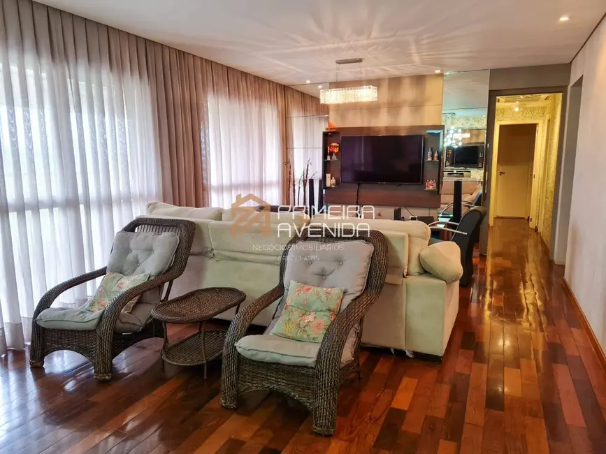 Apartamento com 3 quartos à venda, 156m2 em Sao Jose Dos Campos - SP - imagem 3 Foto 3 de Apartamento com 3 quartos à venda, 156m2 em Sao Jose Dos Campos - SP