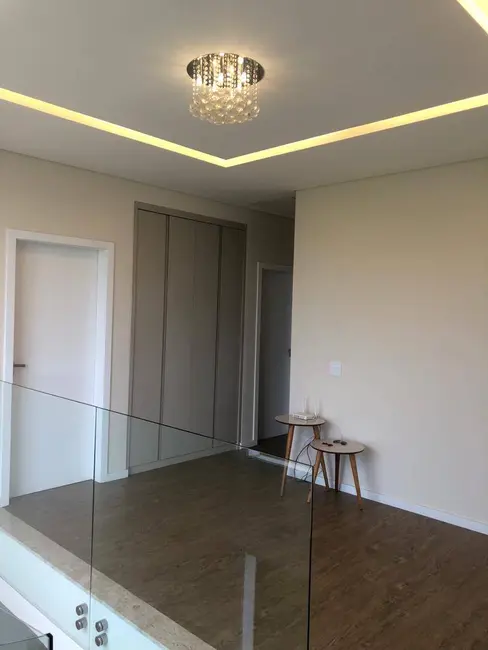 Foto 3 de Casa com 3 quartos à venda, 320m2 em Sao Jose Dos Campos - SP