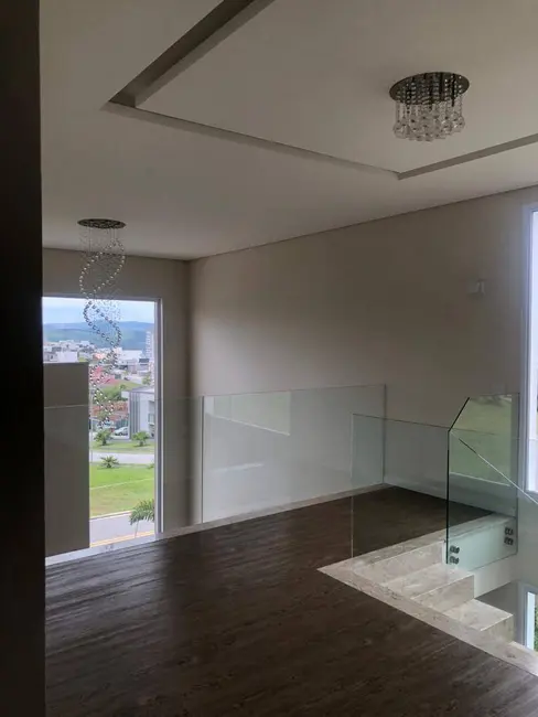 Foto 4 de Casa com 3 quartos à venda, 320m2 em Sao Jose Dos Campos - SP