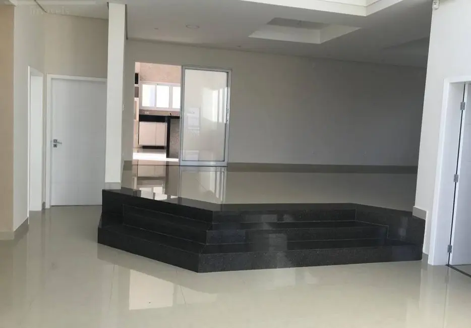 Casa com 4 quartos à venda, 450m2 em Sao Jose Dos Campos - SP - imagem 6 Foto 6 de Casa com 4 quartos à venda, 450m2 em Sao Jose Dos Campos - SP