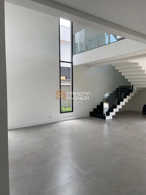 Casa com 4 quartos à venda, 355m2 em Sao Jose Dos Campos - SP - imagem 7 Foto 7 de Casa com 4 quartos à venda, 355m2 em Sao Jose Dos Campos - SP