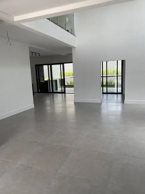 Foto 4 de Casa com 4 quartos à venda, 355m2 em Sao Jose Dos Campos - SP