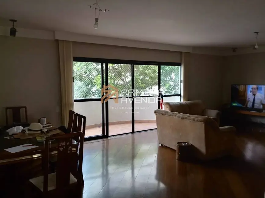 Foto 3 de Apartamento com 4 quartos à venda, 189m2 em Sao Jose Dos Campos - SP