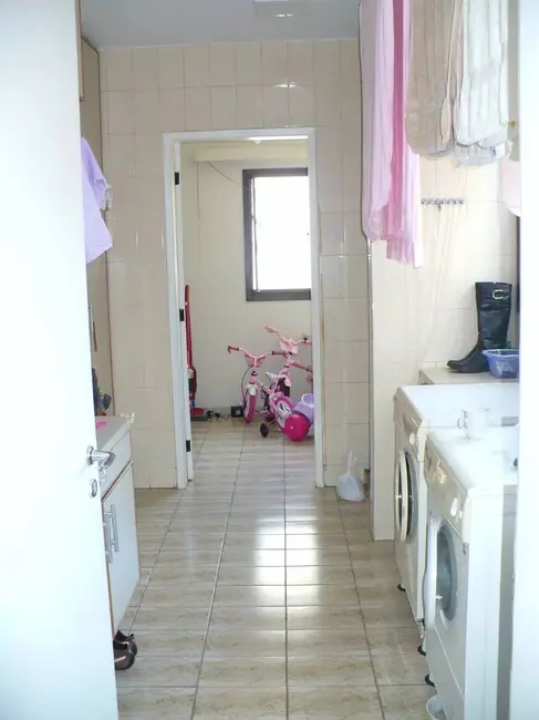Foto 5 de Apartamento com 4 quartos à venda, 189m2 em Sao Jose Dos Campos - SP