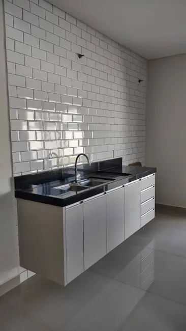 Foto 9 de Casa de Condomínio com 3 quartos à venda e para alugar, 160m2 em Vila Paraíso, Cacapava - SP