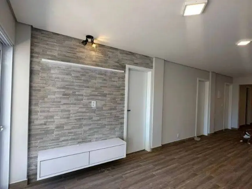 Foto 7 de Casa com 5 quartos à venda, 300m2 em Sao Jose Dos Campos - SP
