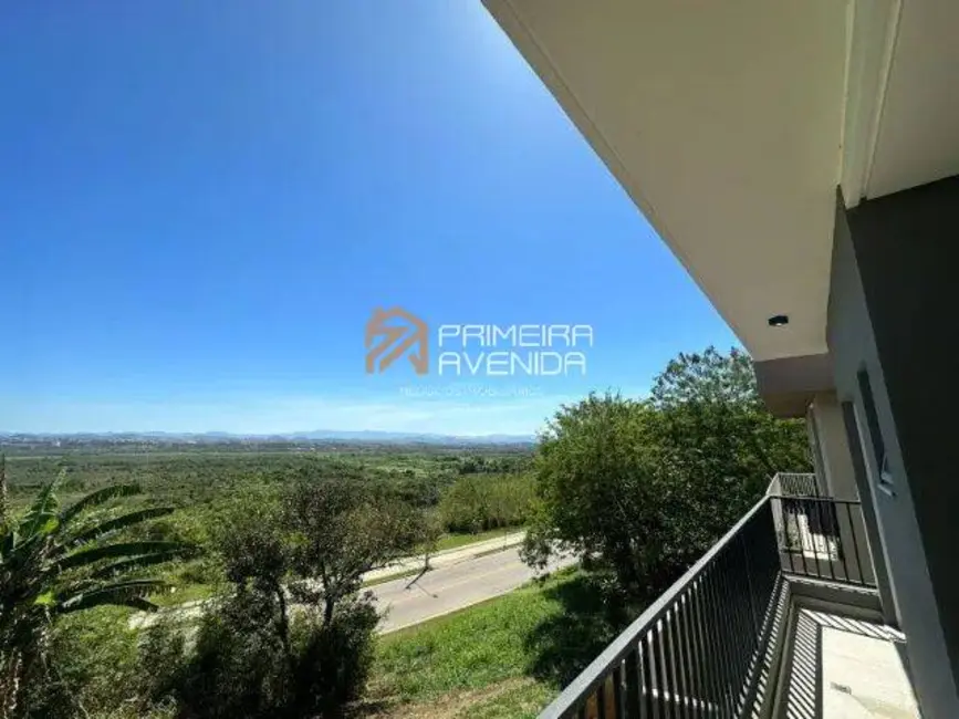 Foto 2 de Casa com 5 quartos à venda, 300m2 em Sao Jose Dos Campos - SP
