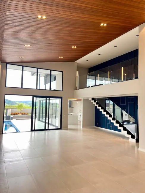 Foto 2 de Casa com 4 quartos à venda, 422m2 em Sao Jose Dos Campos - SP