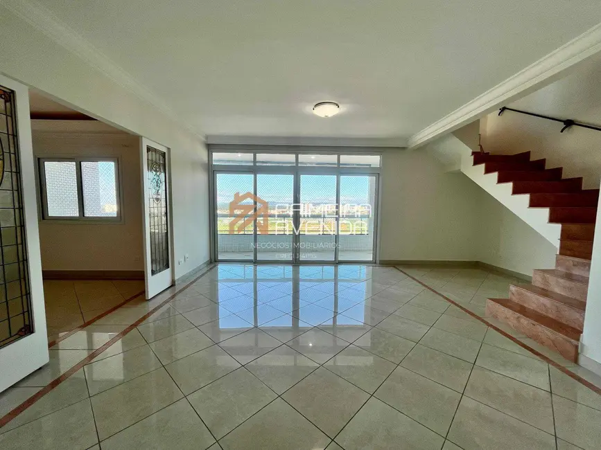 Foto 1 de Cobertura com 5 quartos à venda, 305m2 em Sao Jose Dos Campos - SP