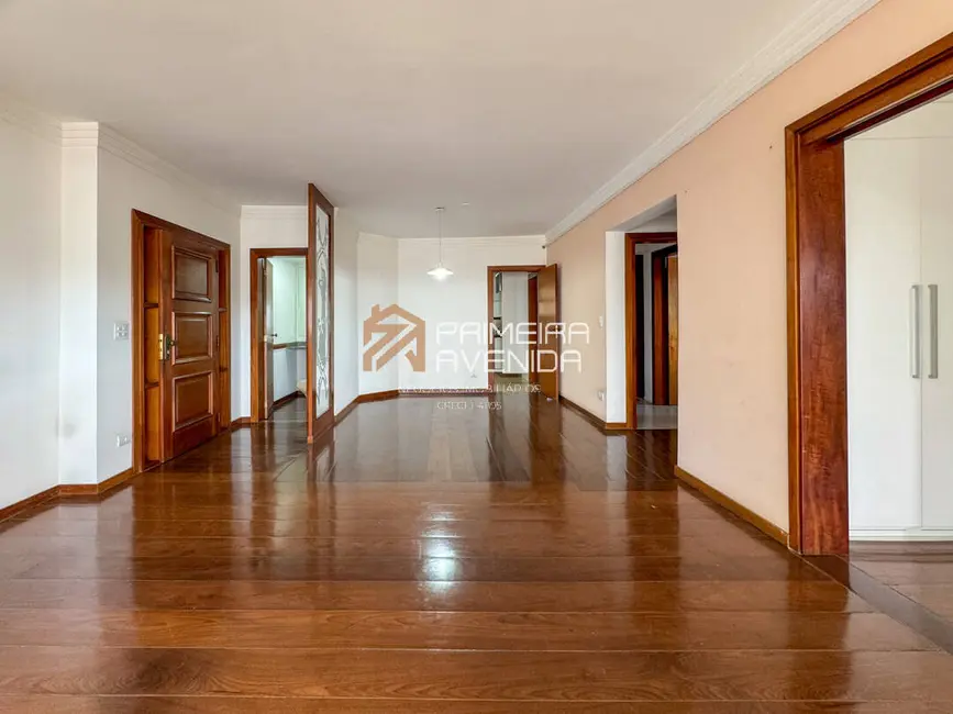 Apartamento com 3 quartos à venda, 178m2 em Sao Jose Dos Campos - SP - imagem 4 Foto 4 de Apartamento com 3 quartos à venda, 178m2 em Sao Jose Dos Campos - SP