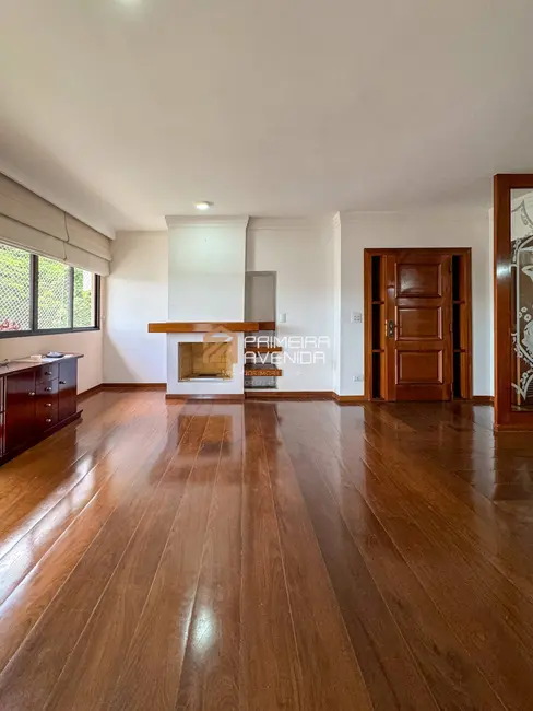 Apartamento com 3 quartos à venda, 178m2 em Sao Jose Dos Campos - SP - imagem 3 Foto 3 de Apartamento com 3 quartos à venda, 178m2 em Sao Jose Dos Campos - SP