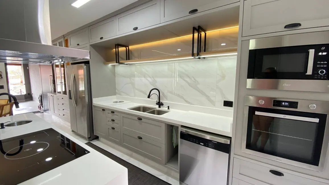 Foto 4 de Sobrado com 3 quartos à venda, 210m2 em Sao Jose Dos Campos - SP