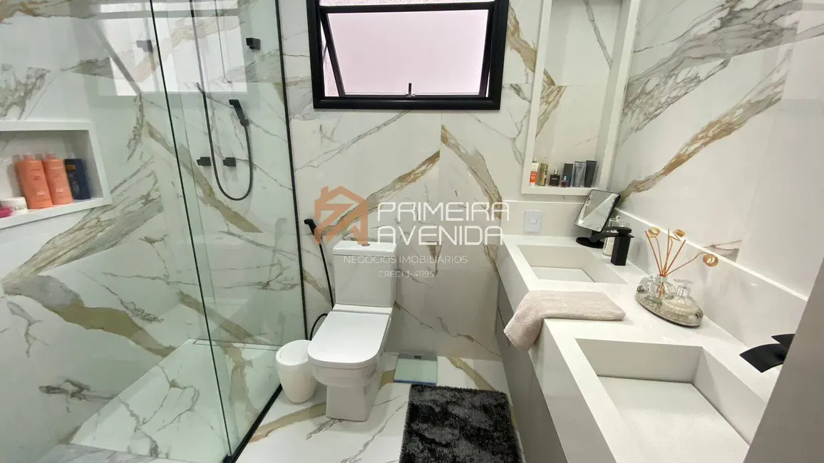 Foto 9 de Sobrado com 3 quartos à venda, 210m2 em Sao Jose Dos Campos - SP